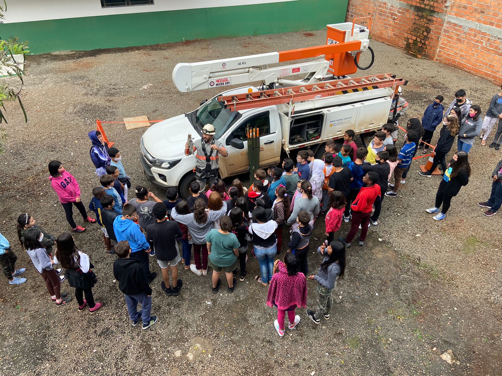 Ação nas Escolas