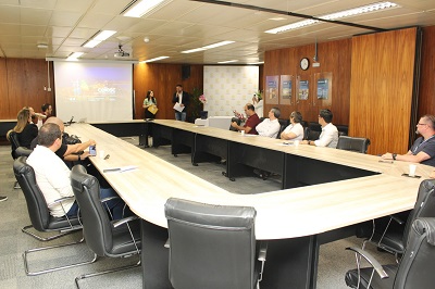 Projetos de Eficiência Energética da Celesc beneficiam três instituições de ensino e um município de SC