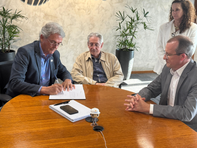Celesc dá posse a Moisés Diersmann como novo diretor de Gestão Corporativa