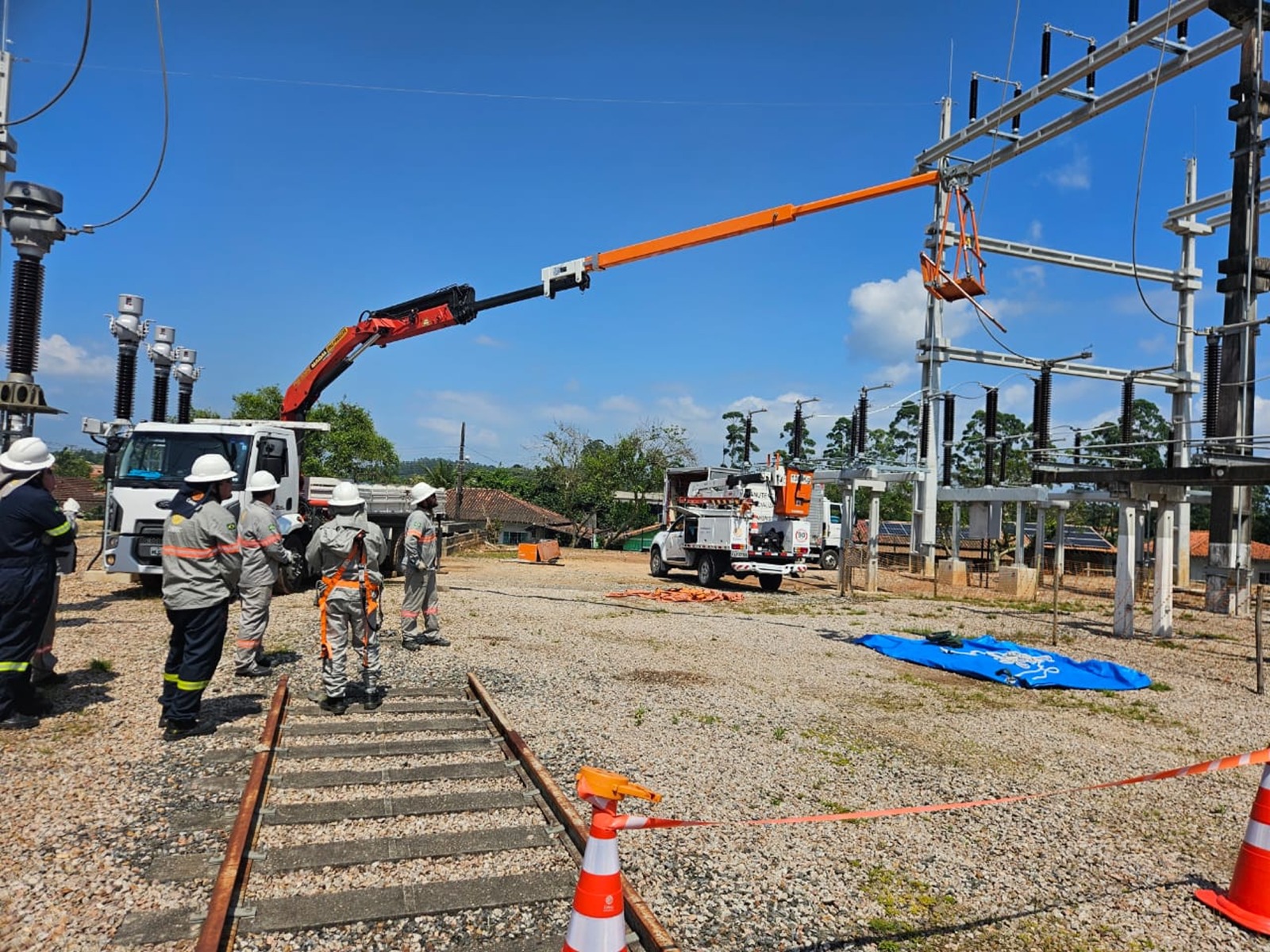 Celesc reforça sistema elétrico de Tijucas e região com novo transformador de alta potência
