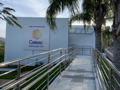 Loja da Celesc em Florianópolis reabre em novo endereço