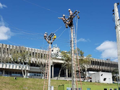 Celesc investe na formação de novos eletricistas